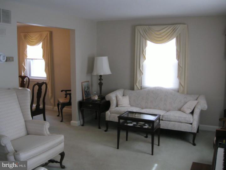 411 Goodley Road Wilmington, DE 19803 - Photo 2 of 8 Living Room