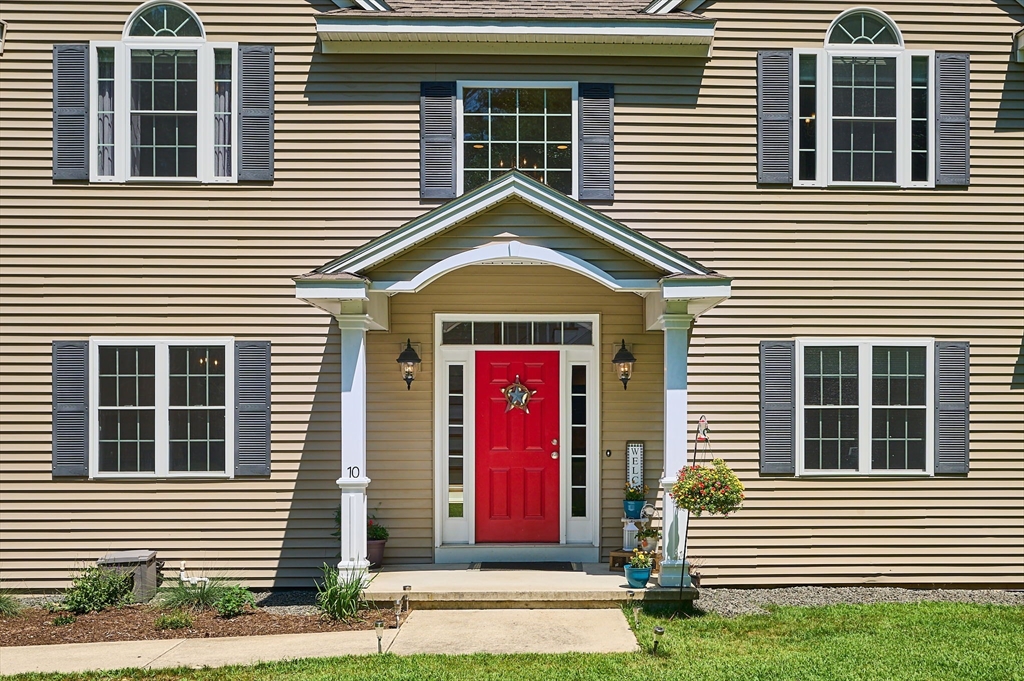 10 Old Sawmill Road Belchertown, MA 01007 - Photo 4 of 42 Gallery Image 4