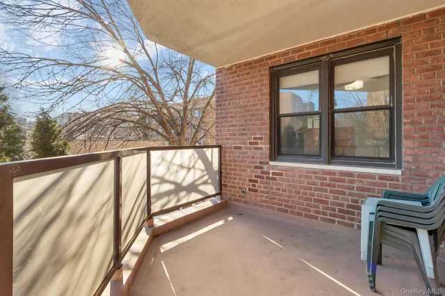 $649,000 | 3601 Johnson Avenue, Unit 1C | Central Riverdale