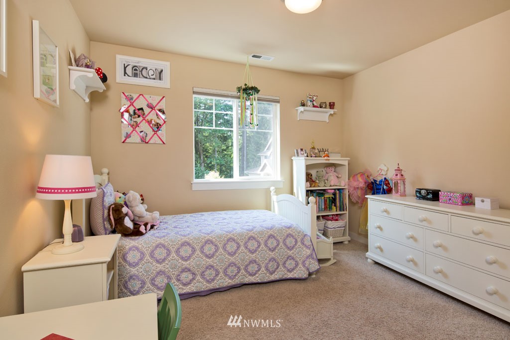 15770 Southeast 164th Place Renton, WA 98058 - Photo 14 of 16 Gallery Image 14