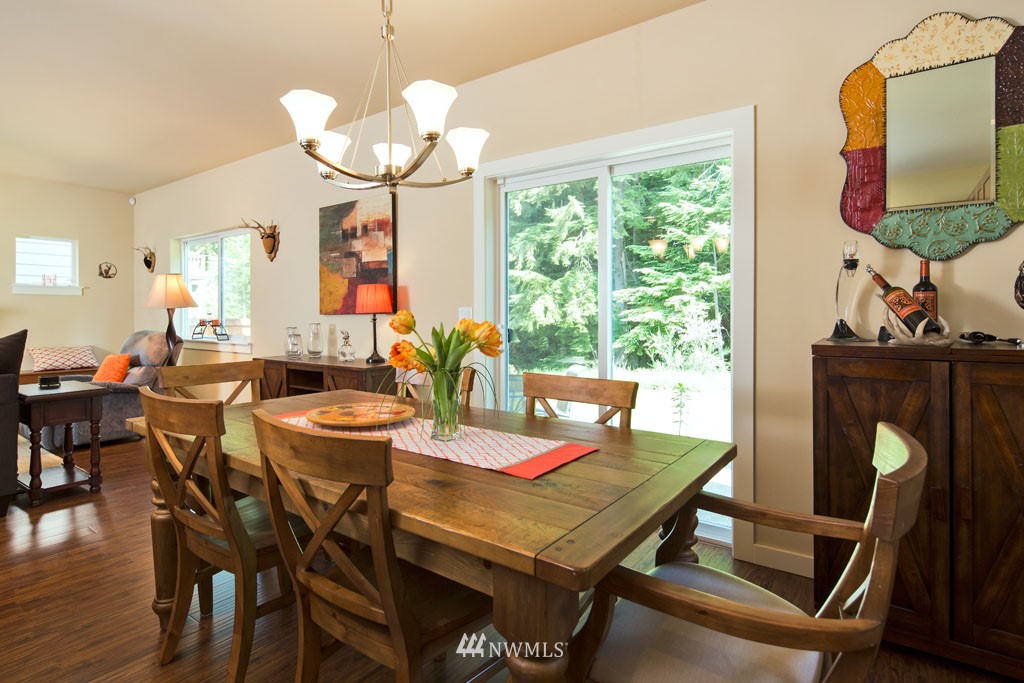 15770 Southeast 164th Place Renton, WA 98058 - Photo 5 of 16 Gallery Image 5