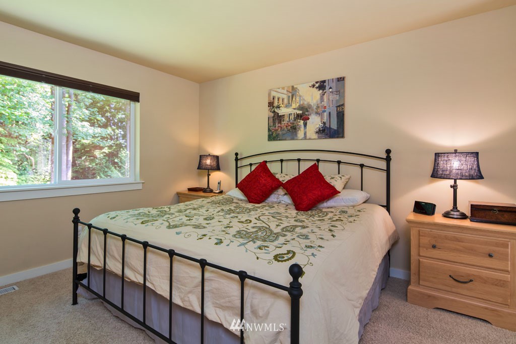 15770 Southeast 164th Place Renton, WA 98058 - Photo 9 of 16 Gallery Image 9