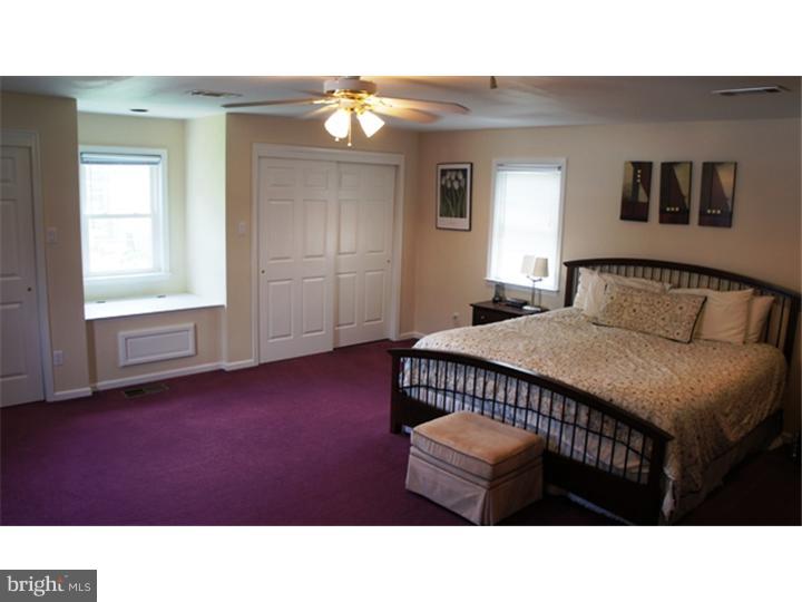 213 Rodmor Road Havertown, PA 19083 - Photo 14 of 25 Bedroom - Main