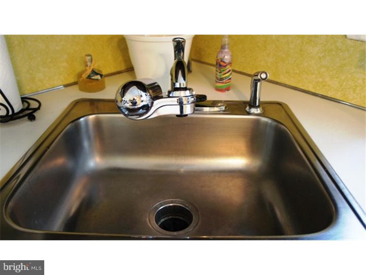 213 Rodmor Road Havertown, PA 19083 - Photo 24 of 25 Kitchen