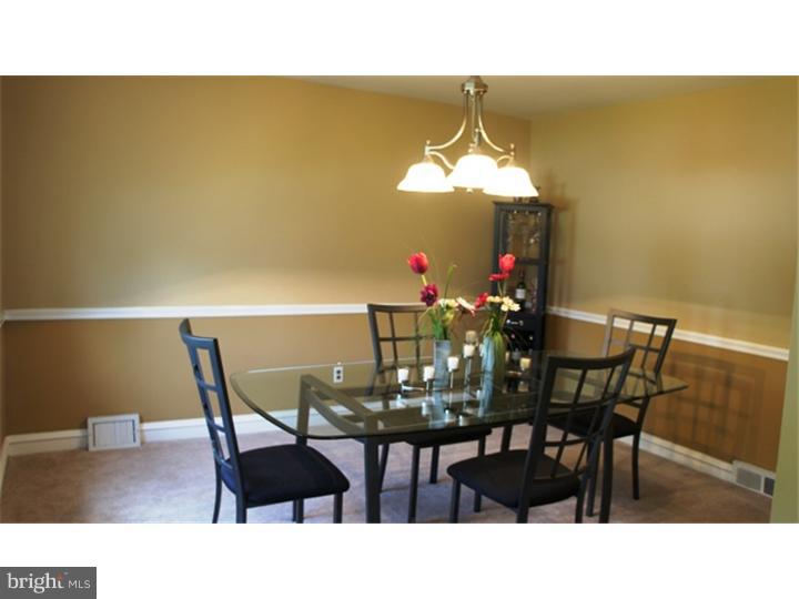 213 Rodmor Road Havertown, PA 19083 - Photo 4 of 25 Dining Room