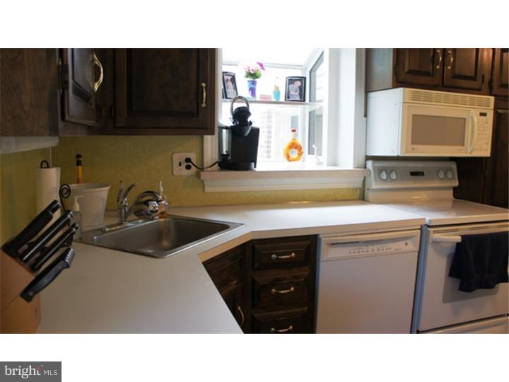 213 Rodmor Road Havertown, PA 19083 - Photo 6 of 25 Kitchen