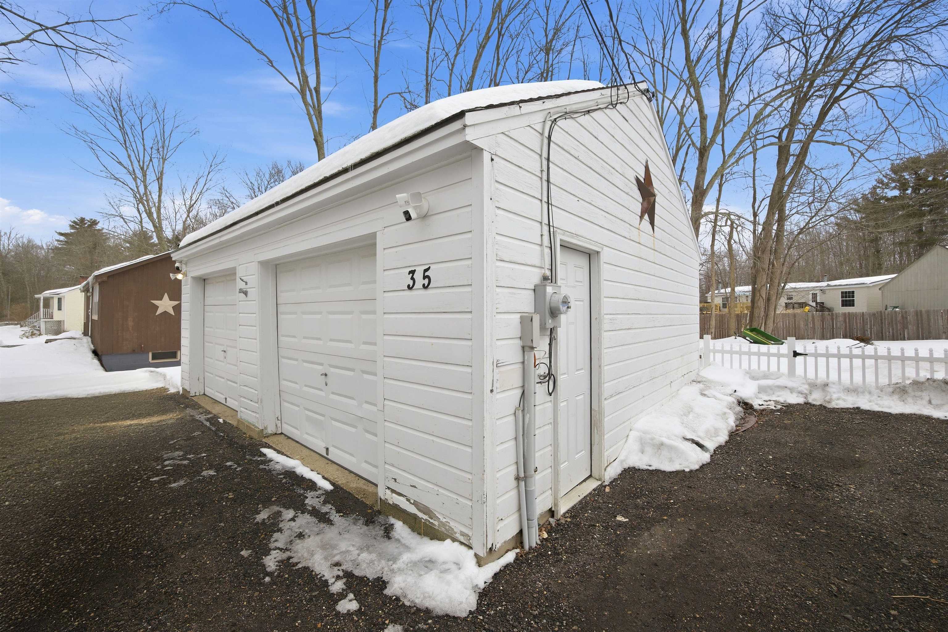 35 North River Road Epping, NH 03042 - Photo 4 of 27