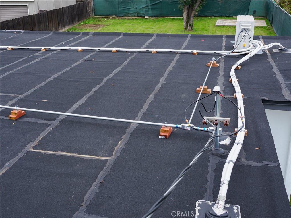 1745 Dale Avenue Merced, CA 95340 - Photo 16 of 18 a view of a room with gym equipment