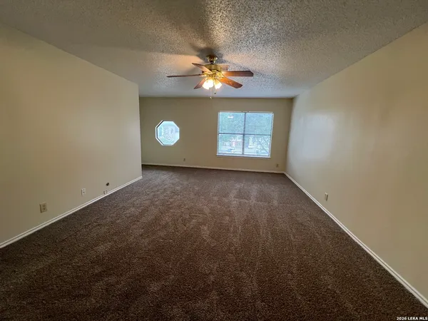$1,500 | 4922 Hilltop Field Drive, San Antonio, TX 78240