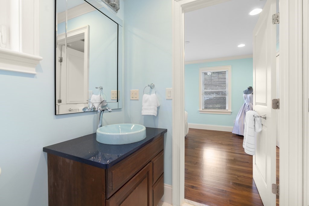 40 Homestead Street Lexington, MA 02421 - Photo 33 of 42