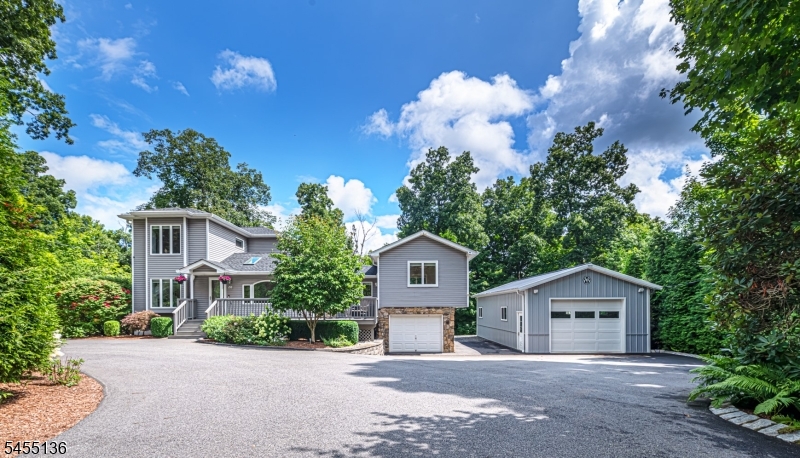 210 Wawayanda Road Vernon, NJ 07422 - Photo 1 of 28 Gallery Image 1