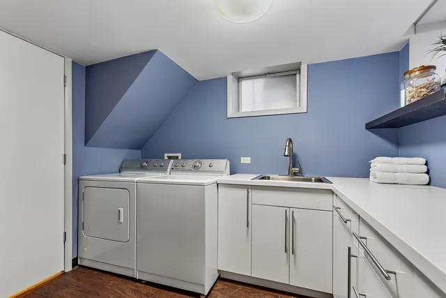 $5,900 | 419 West Briar Place, Unit B, Chicago, IL 60657