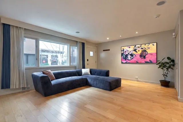 $5,900 | 419 West Briar Place, Unit B, Chicago, IL 60657