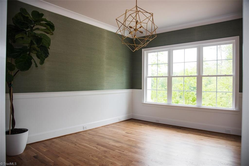 6900 Matzinger Court Oak Ridge, NC 27310 - Photo 6 of 30 Dining room.