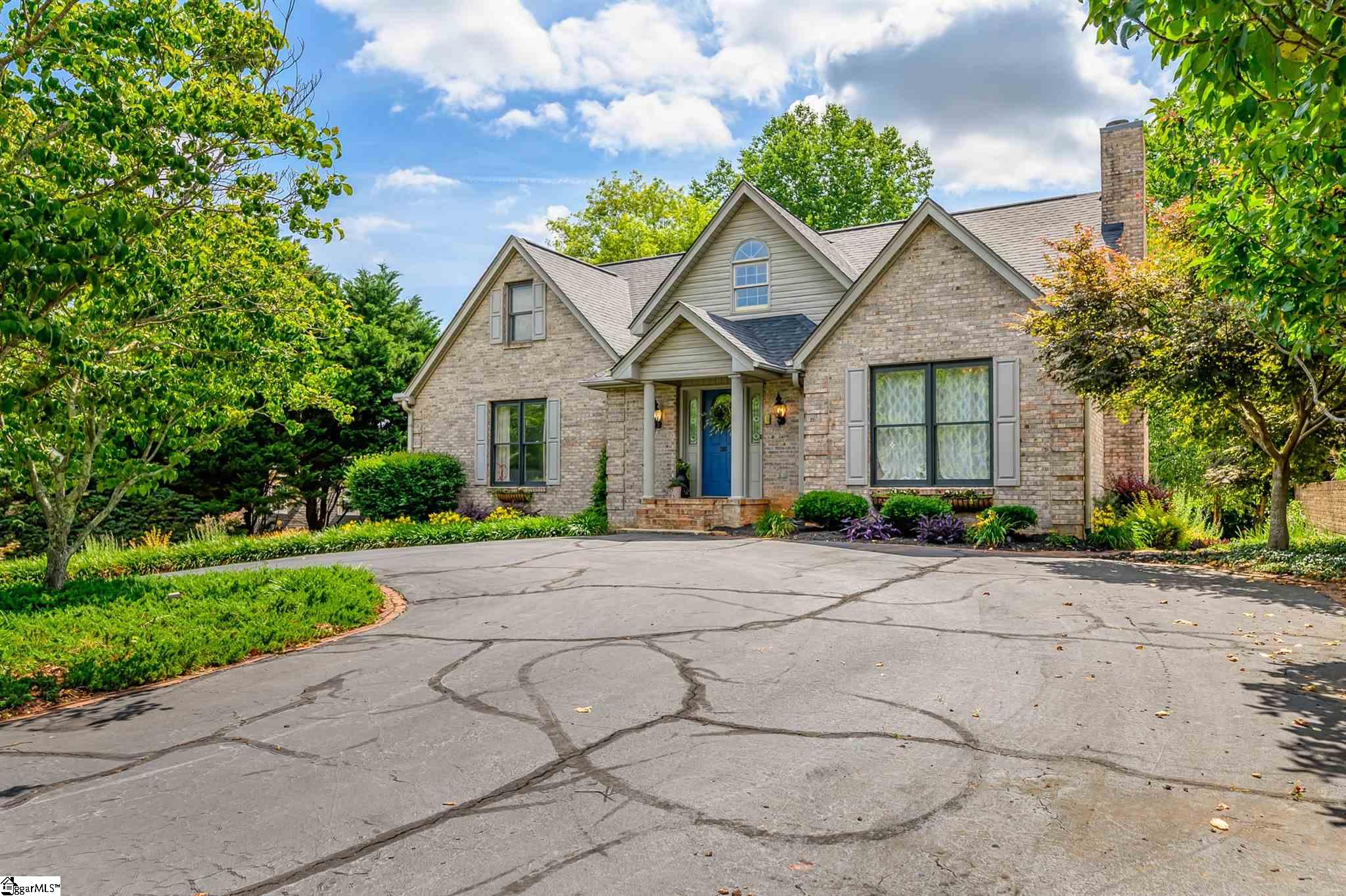 205 Sheffield Road Greer, SC 29651 - Photo 1 of 35