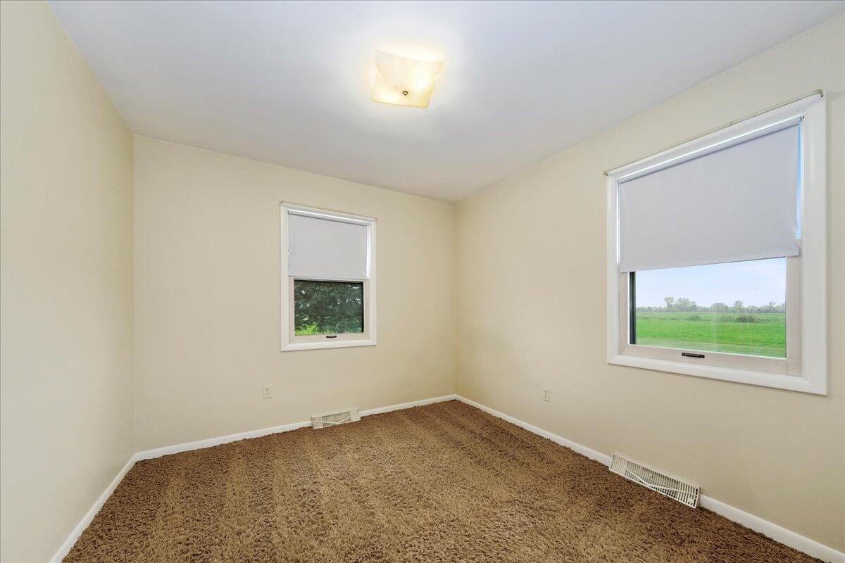 7515 State Road Coopersville, MI 49404 - Photo 19 of 35 19-Bedroom