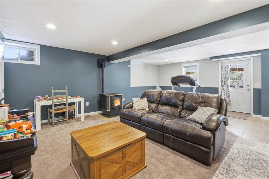 14 Grizzly Drive Rutland, MA 01543 - Photo 25 of 39