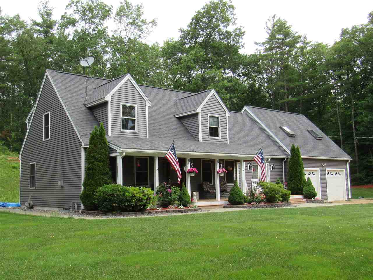 73 Lane Road Raymond, NH 03077 - Photo 1 of 25 Gallery Image 1