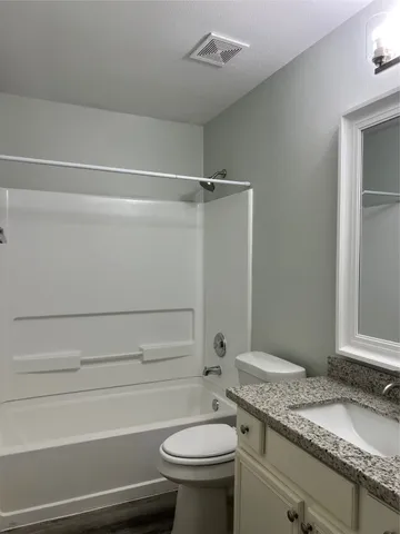 $1,800 | 11956 Chanteloup Drive, Houston, TX 77047