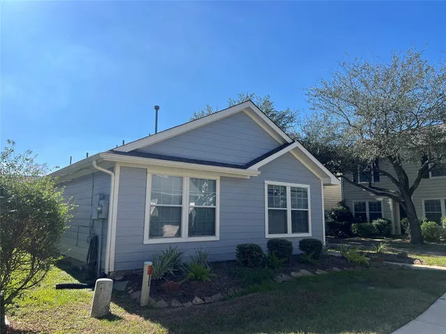 $1,800 | 11956 Chanteloup Drive, Houston, TX 77047