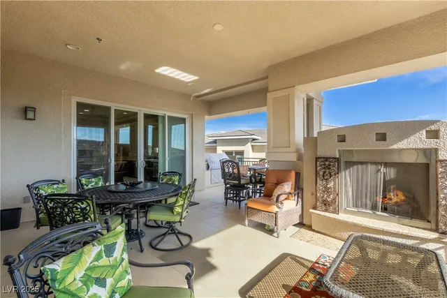 $6,500 | 9145 Tesoras Drive, Unit 401, Las Vegas, NV 89144