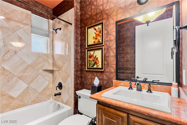 $6,500 | 9145 Tesoras Drive, Unit 401, Las Vegas, NV 89144