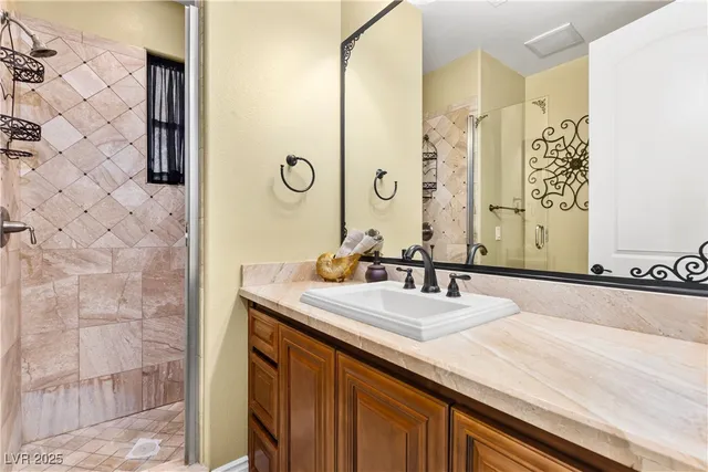 $6,500 | 9145 Tesoras Drive, Unit 401, Las Vegas, NV 89144