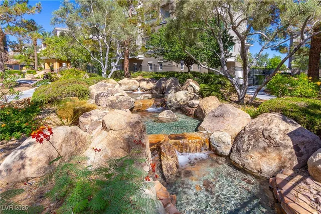 $6,500 | 9145 Tesoras Drive, Unit 401, Las Vegas, NV 89144