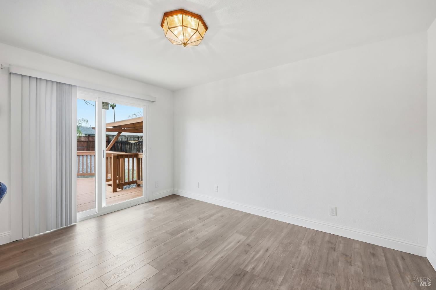 203 Cockrobin Avenue Windsor, CA 95492 - Photo 22 of 53