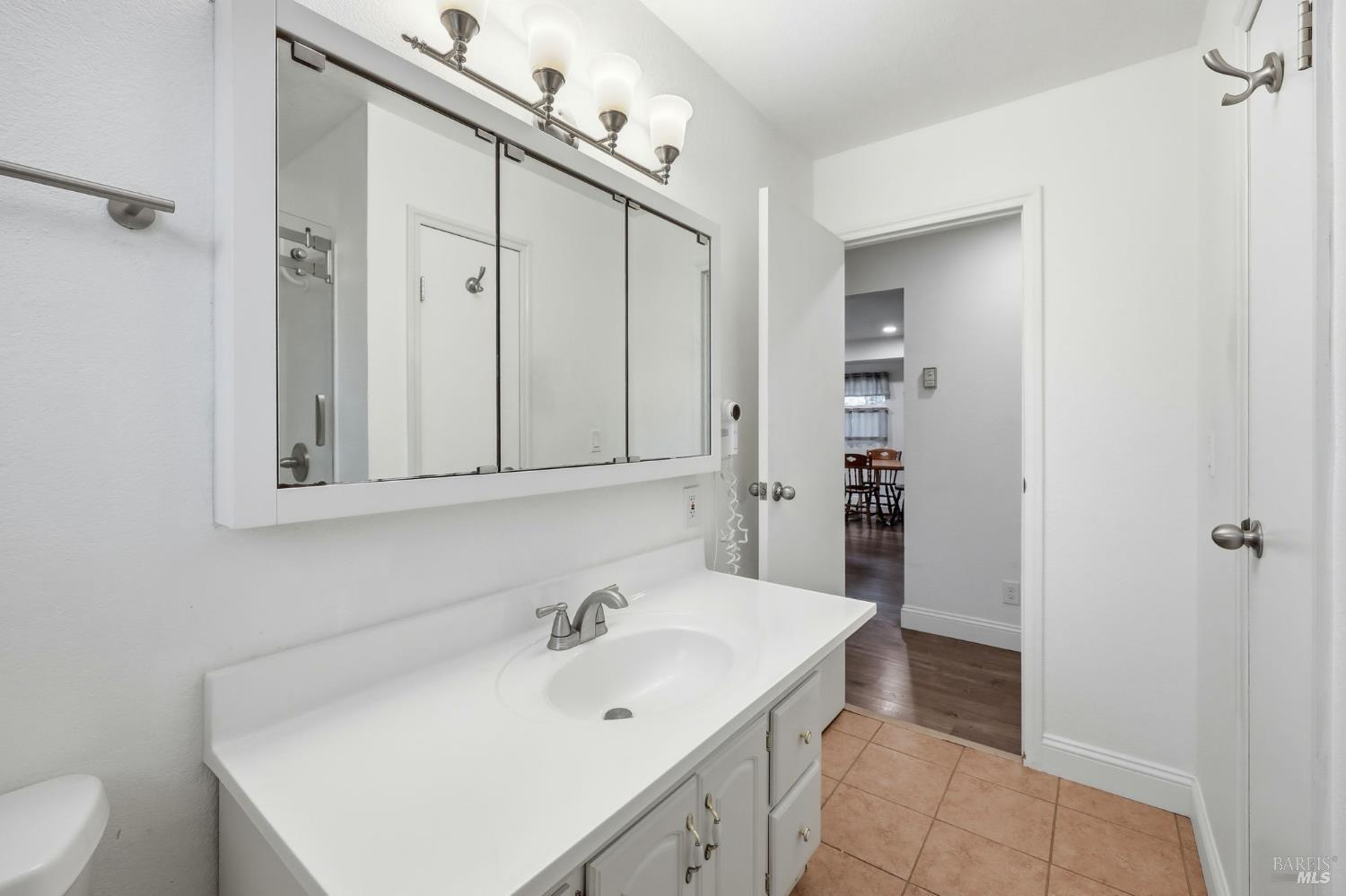 203 Cockrobin Avenue Windsor, CA 95492 - Photo 35 of 53