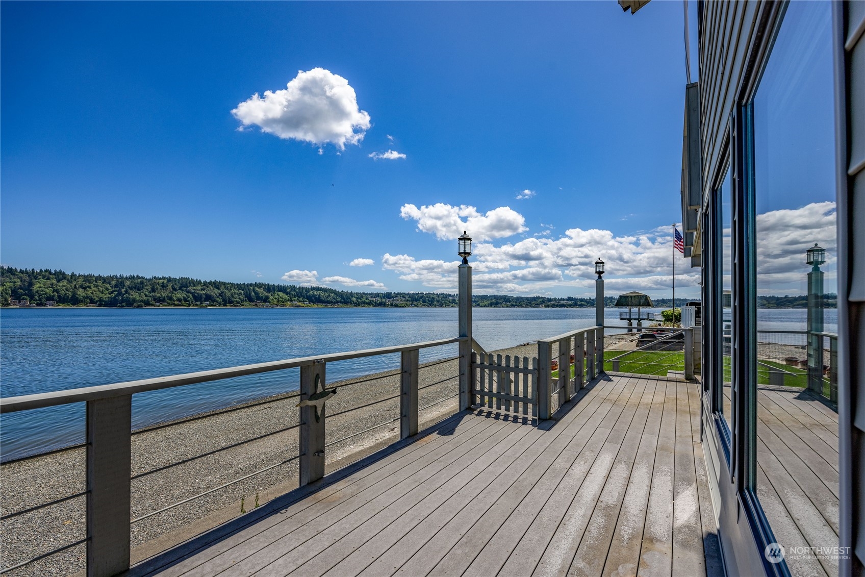 924 Shore Drive Bremerton, WA 98310 - Photo 10 of 36 a view of a balcony with wooden floor