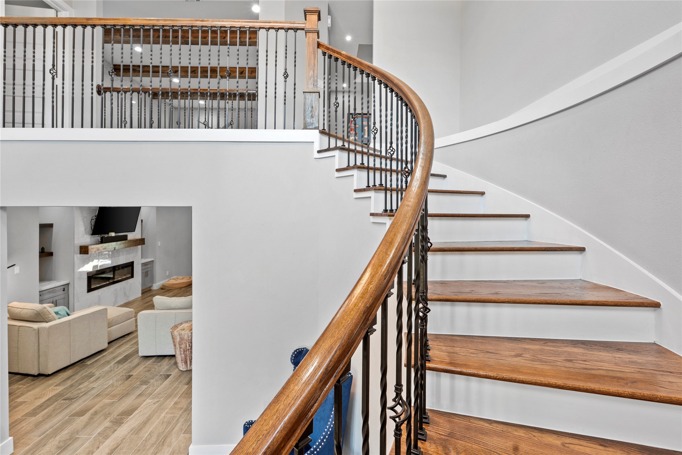 6207 Graff Net Court Spring, TX 77379 - Photo 12 of 49 Richly colored wood accents enhancing the home’s character.