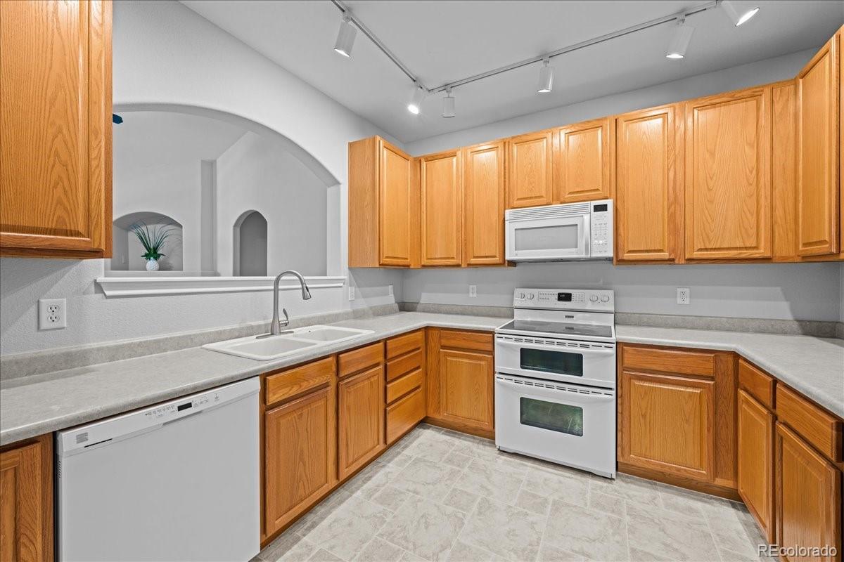 4672 West 20th Street Road, Unit 2424 Greeley, CO 80634 - Photo 5 of 28