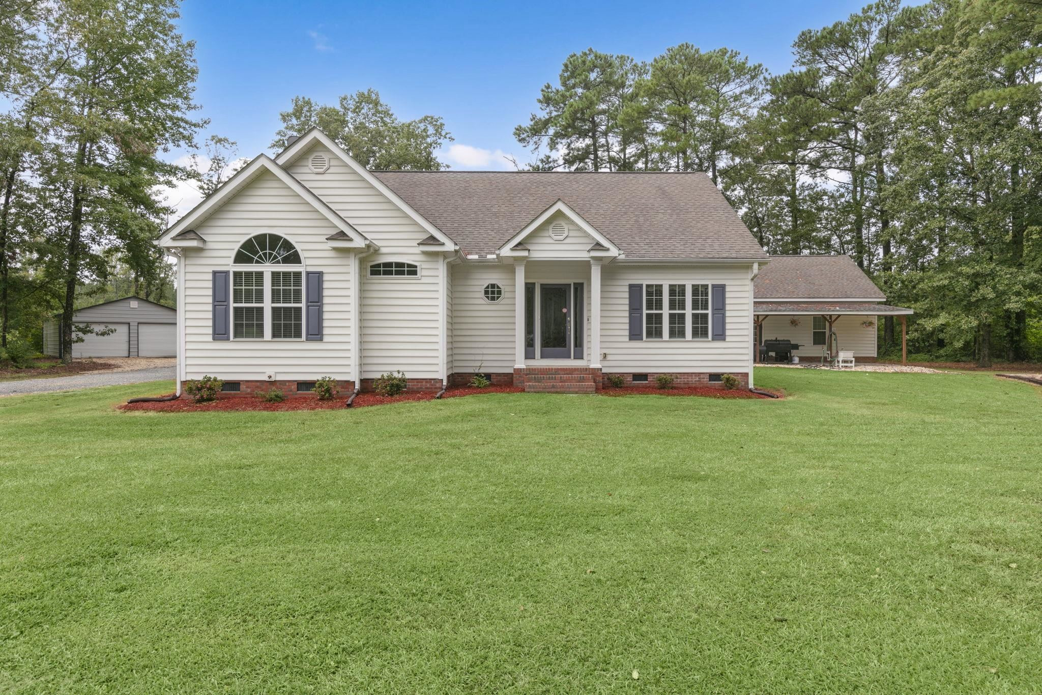 996 Old Sanders Road Smithfield, NC 27577 - Photo 1 of 42 Photo 1