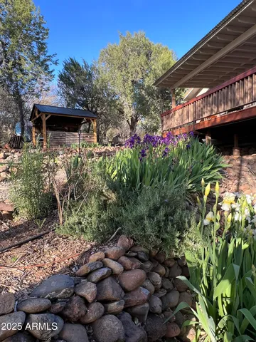 $1,400,000 | 10580 East Swinging Bridge Lane, Cornville, AZ 86325
