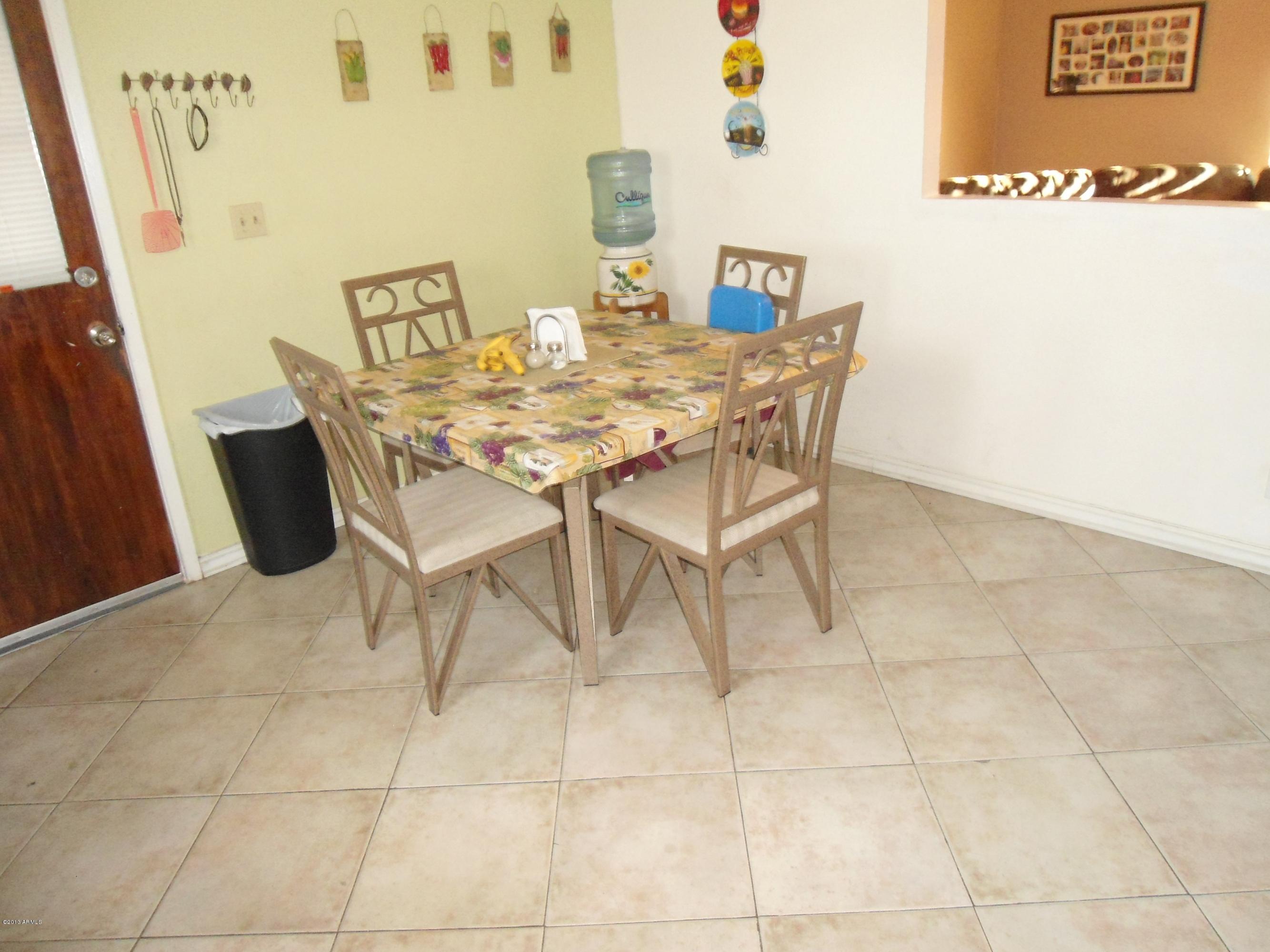 248 West Ardmore Road Phoenix, AZ 85041 - Photo 7 of 23 2012-11-21 13