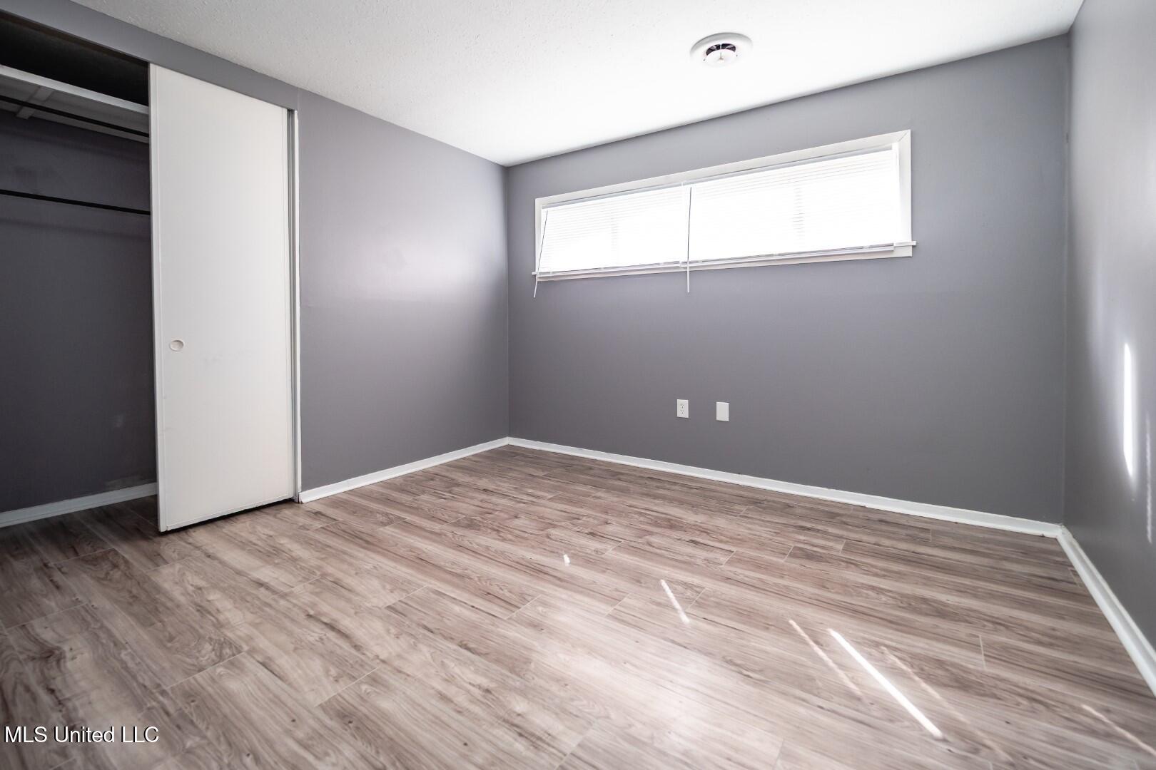 210 Valley Vista Drive Jackson, MS 39211 - Photo 21 of 25 P7010019