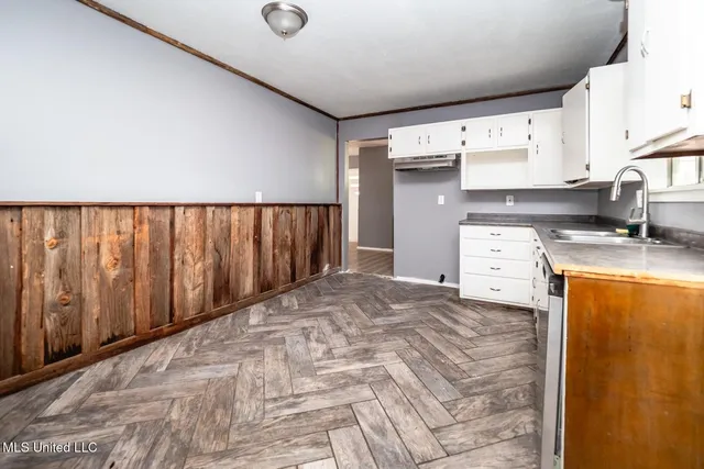 $170,000 | 210 Valley Vista Drive, Jackson, MS 39211