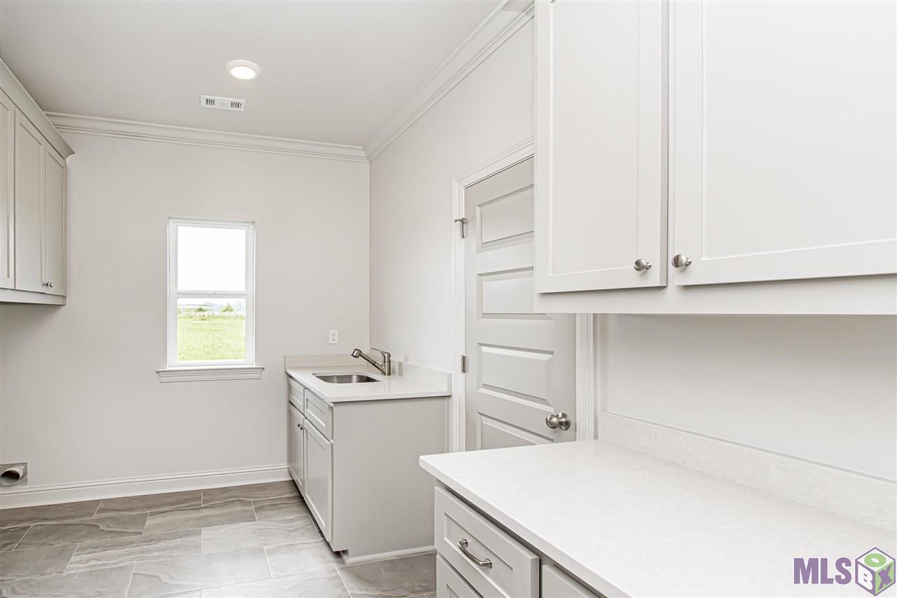 4355 Percheron Avenue Baton Rouge, LA 70820 - Photo 16 of 24 Gallery Image 16