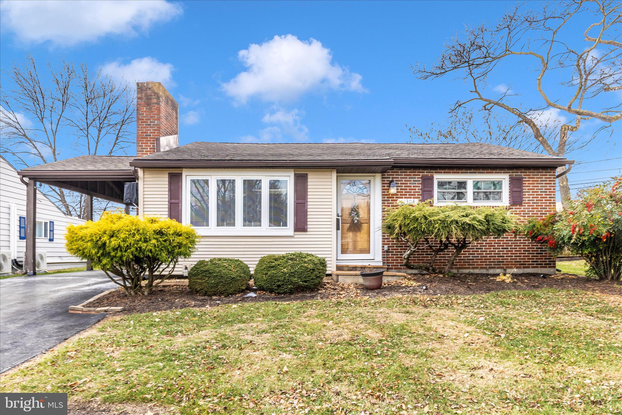 11304 Manse Road Hagerstown, MD 21740 - Photo 2 of 53 043A2511