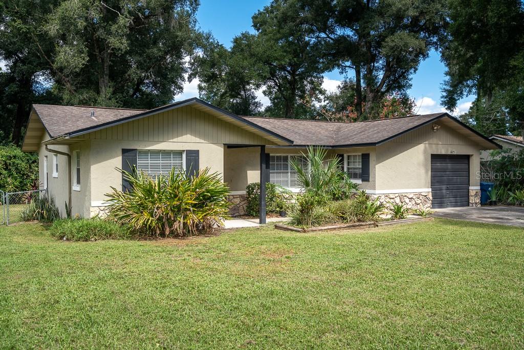 1025 West Taylor Road DeLand, FL 32720 - Photo 1 of 1 2/2 concrete block home on nearly 1/3 acre. Garage is wide enough for two vehicles.