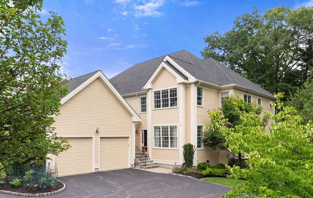 79 Clubhouse Way, Unit 79 Sutton, MA 01590 - Photo 1 of 42