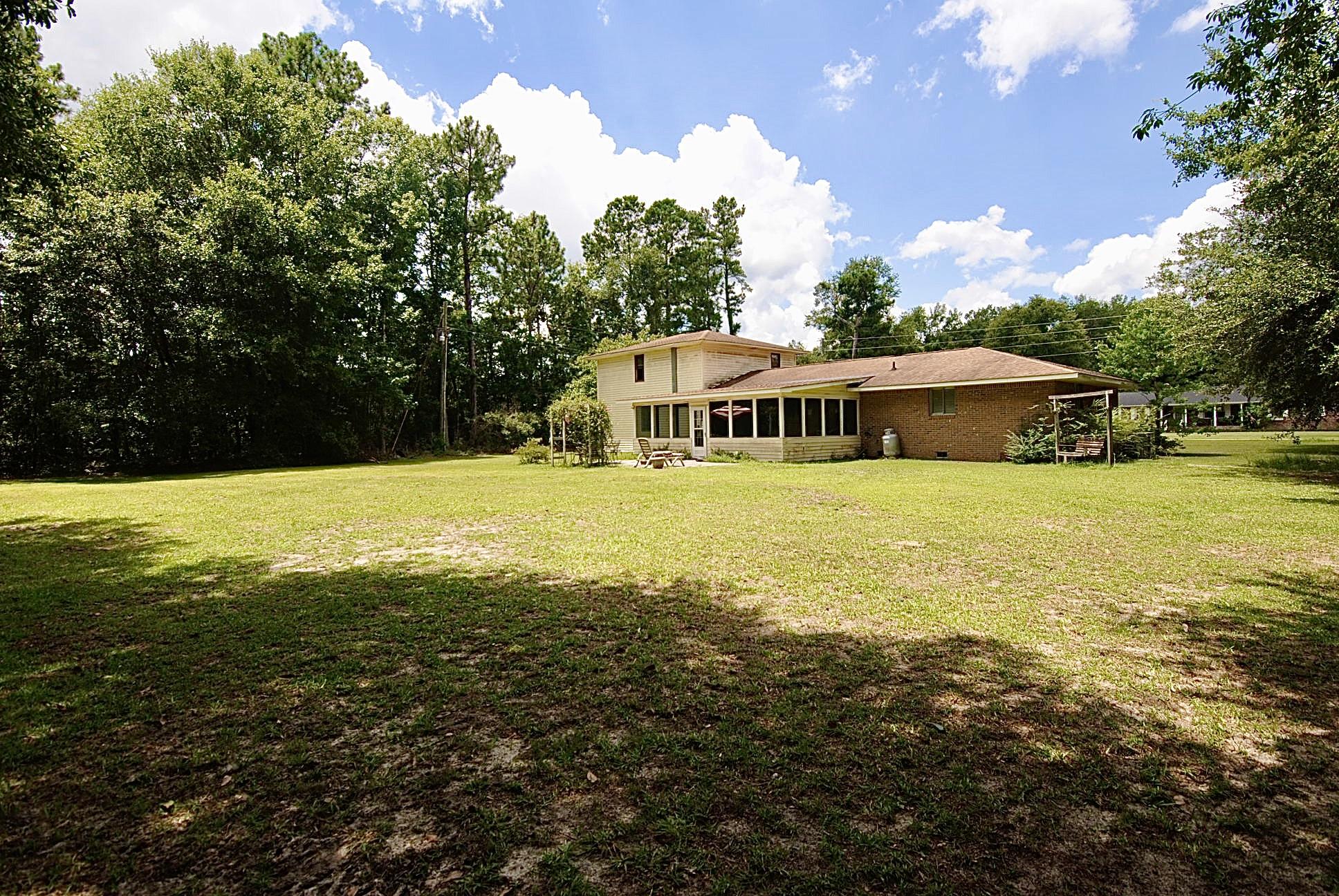 1394 Old Whitesville Road Moncks Corner, SC 29461 - Photo 5 of 10 4A2C10D1-9155-4EC6-B68B-FE2BD02D08C4_1_2