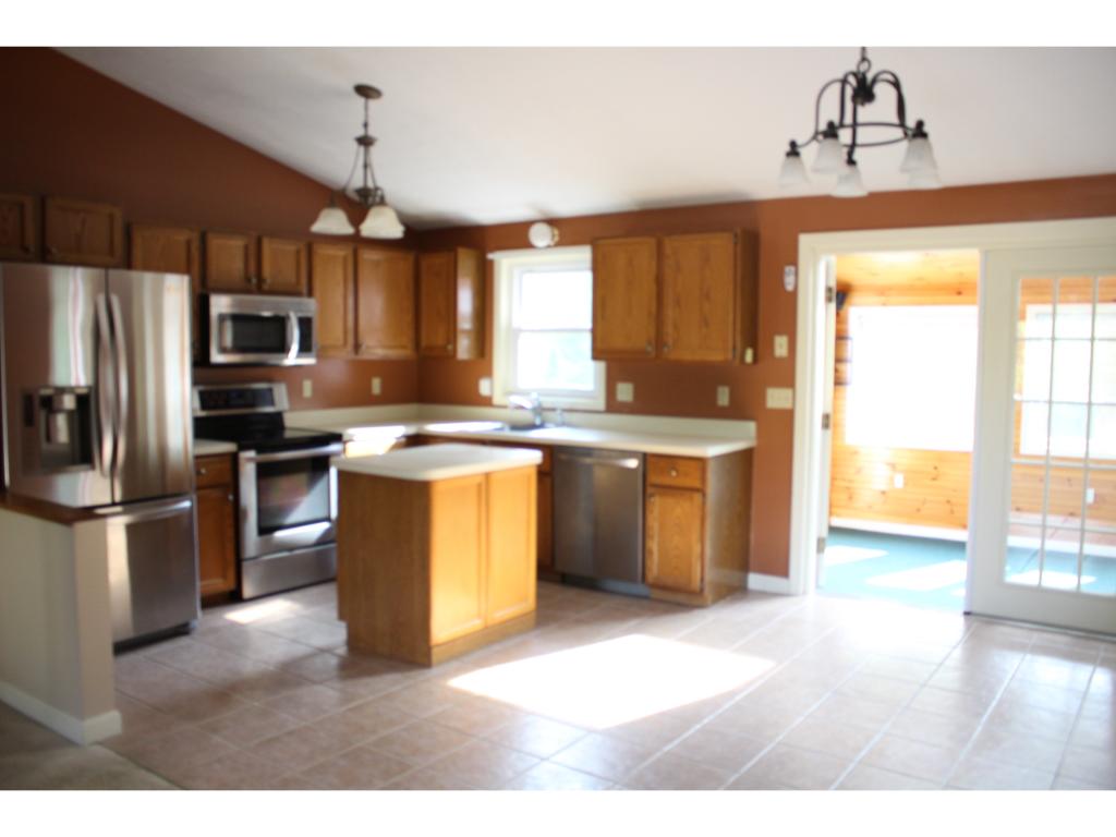3 Winthrop Road Londonderry, NH 03053 - Photo 6 of 13 Gallery Image 6