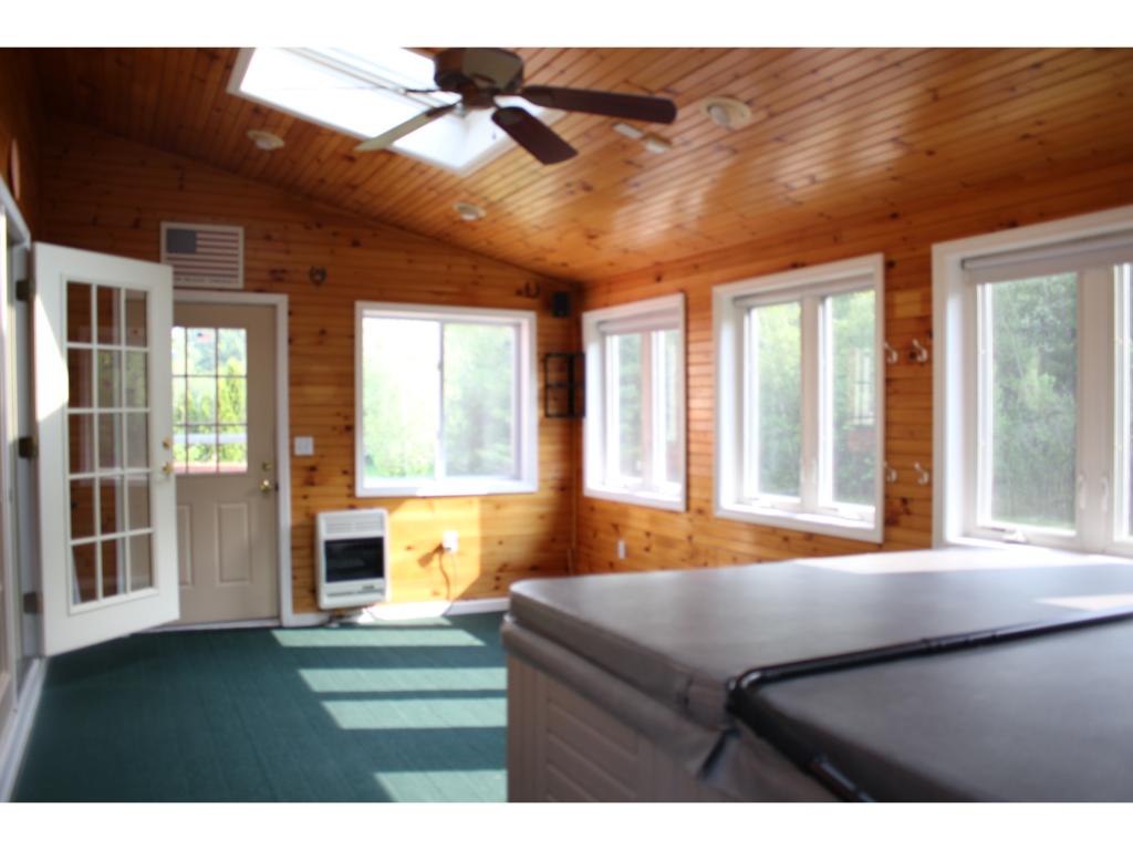 3 Winthrop Road Londonderry, NH 03053 - Photo 7 of 13 Gallery Image 7