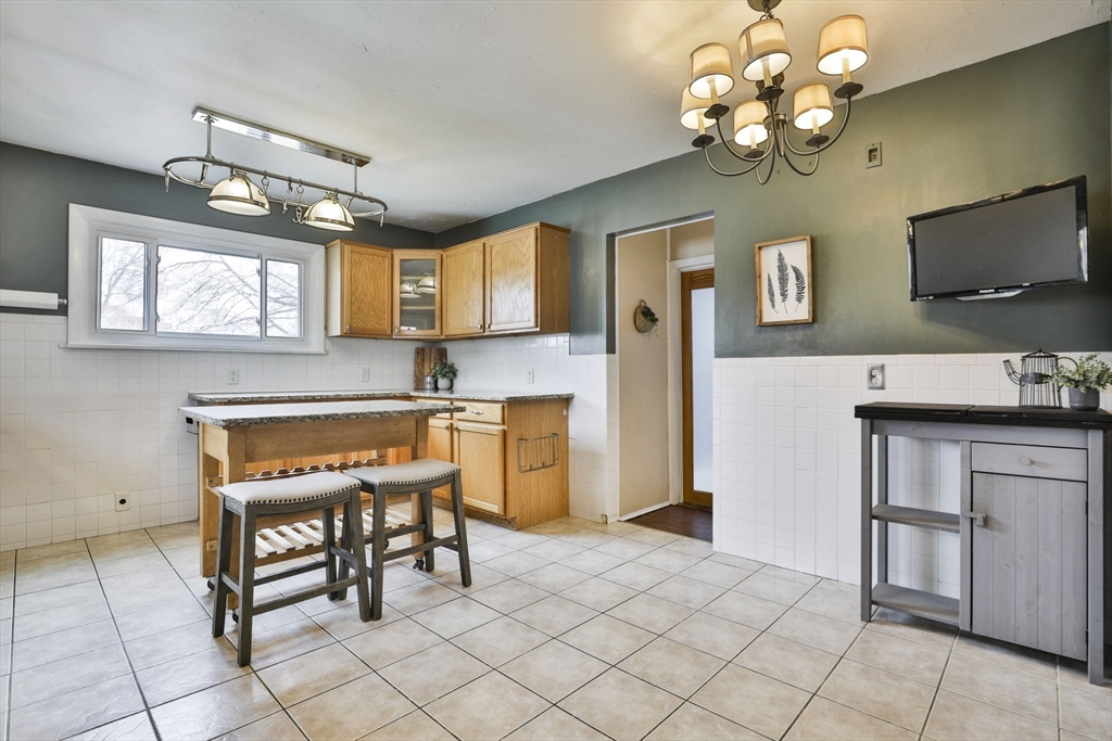 12 Linden Road, Unit 12 Melrose, MA 02176 - Photo 10 of 27