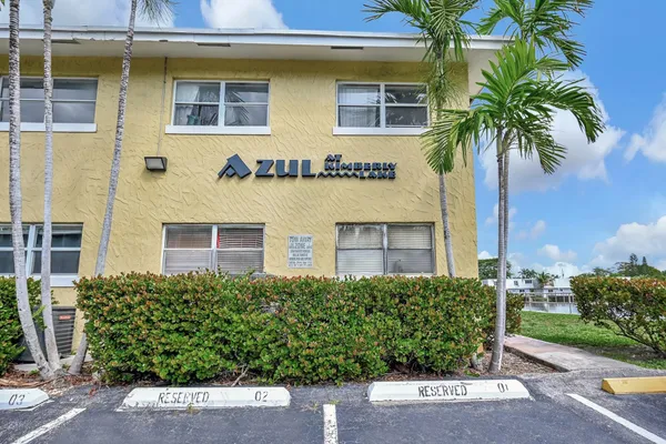 $1,899 | 4051 Northeast 13th Avenue, Unit 69, Oakland Park, FL 33334