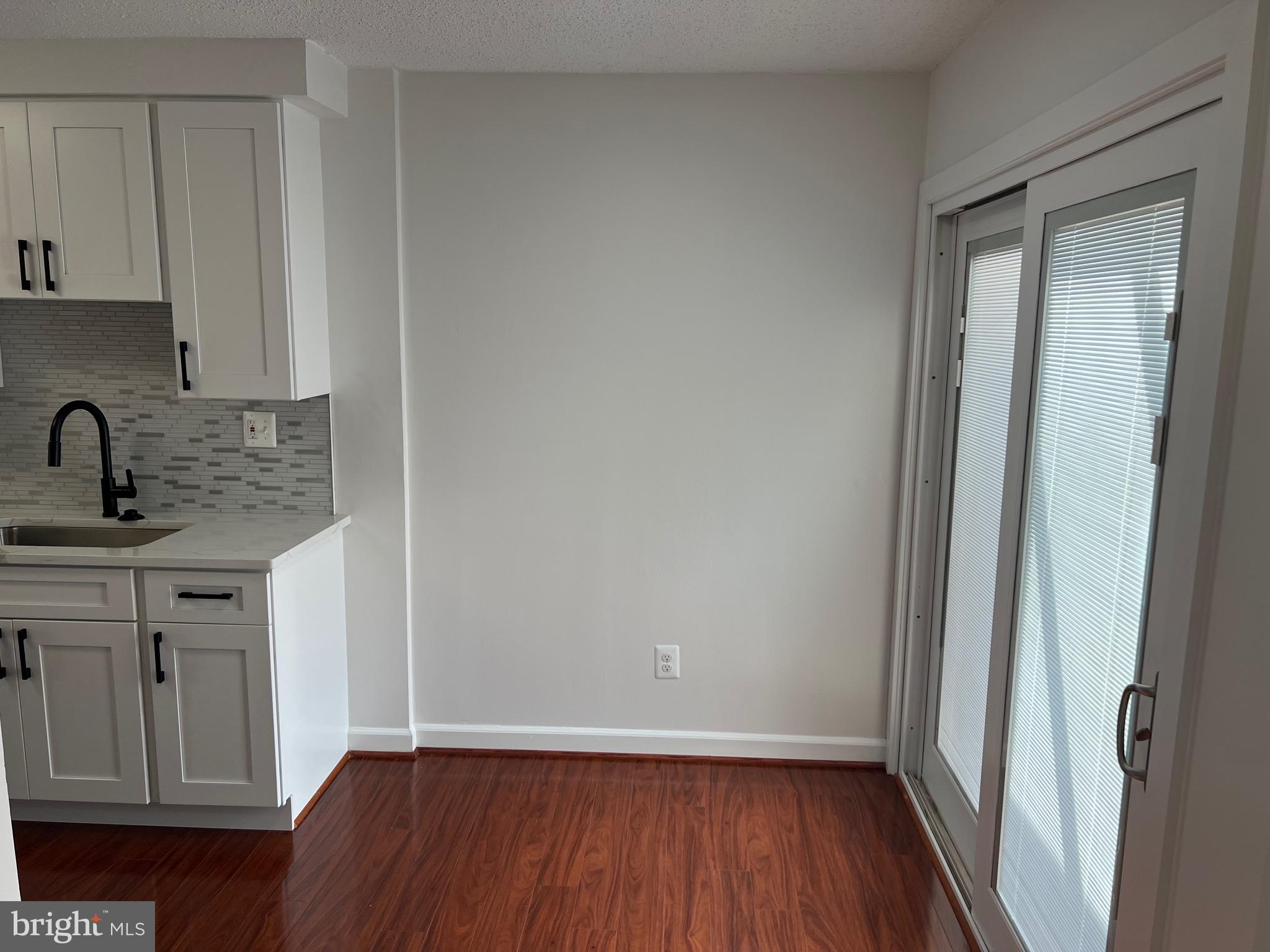 2206 Southgate Square Reston, VA 20191 - Photo 9 of 51