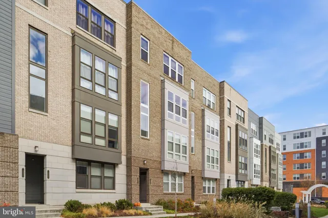 $3,750 | 13331 Launders Street, Herndon, VA 20171