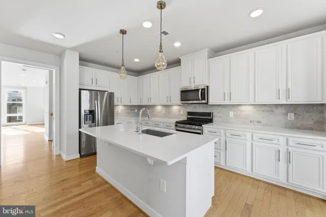 $3,750 | 13331 Launders Street, Herndon, VA 20171